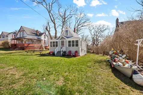11 Oakland Avenue Portland ME 04108