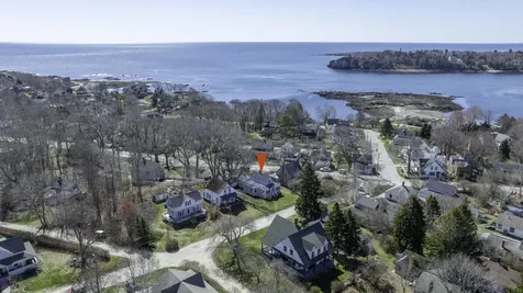 11 Oakland Avenue Portland ME 04108