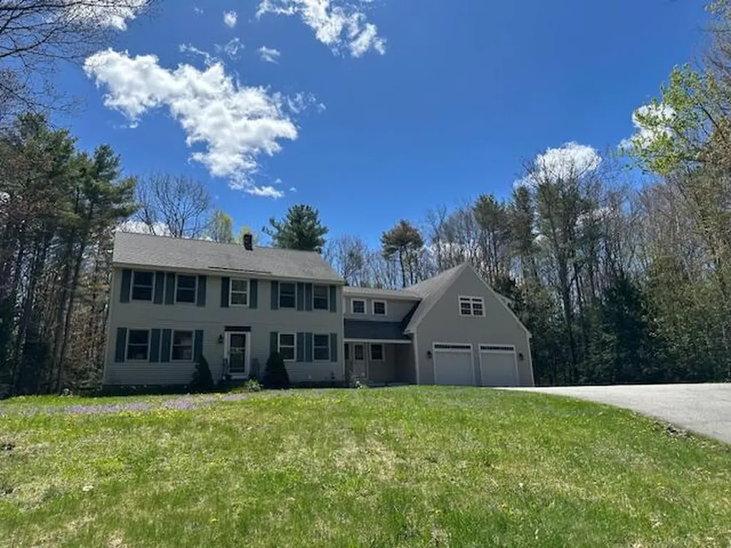 350 Hillside Street Yarmouth ME 04096