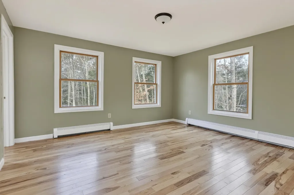 350 Hillside Street Yarmouth ME 04096