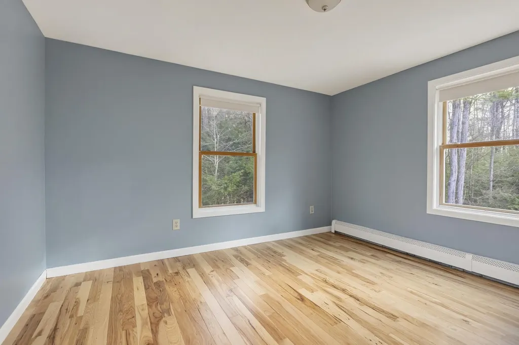 350 Hillside Street Yarmouth ME 04096