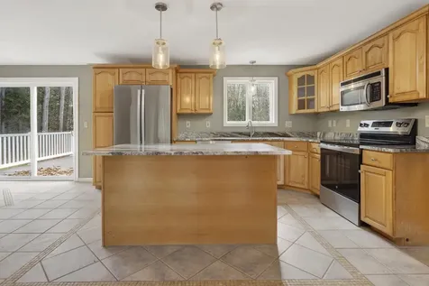 350 Hillside Street Yarmouth ME 04096