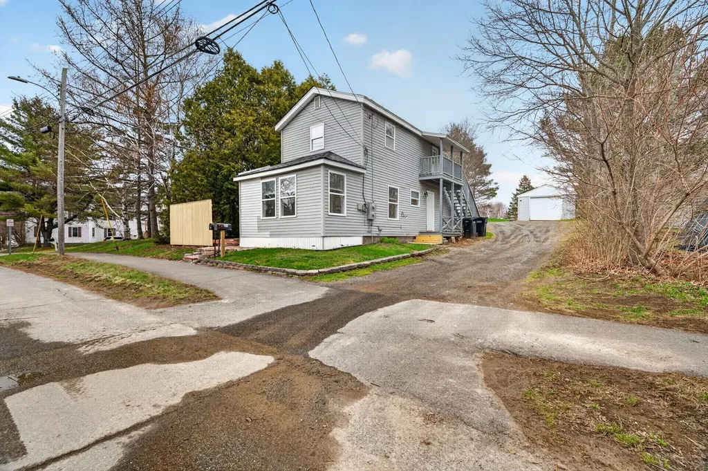 249 Palm Street Bangor ME 04401