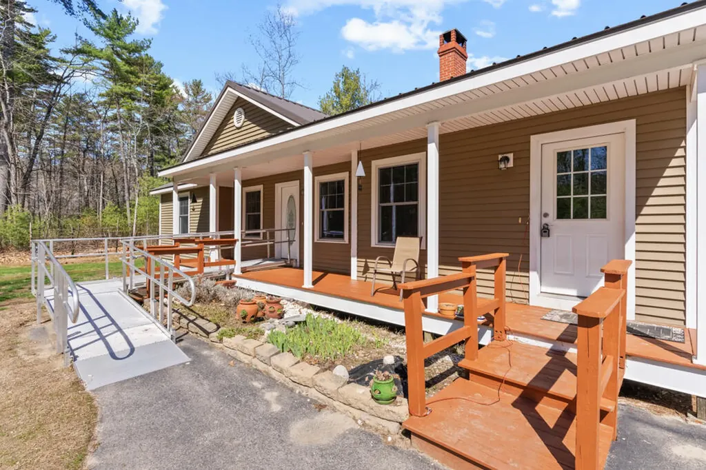 370 Cole Hill Road Standish ME 04084