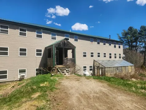 1257 N Pond Road Warren ME 04864