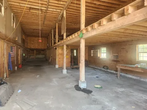 1257 N Pond Road Warren ME 04864