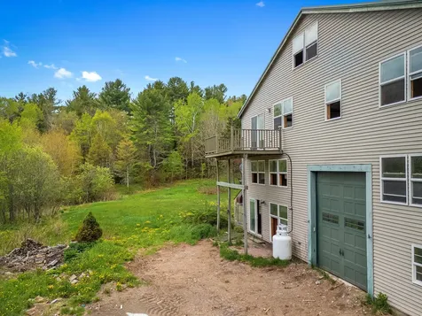 1257 N Pond Road Warren ME 04864