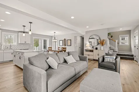 50 Huntington Way Kittery ME 03904