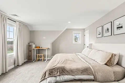 50 Huntington Way Kittery ME 03904