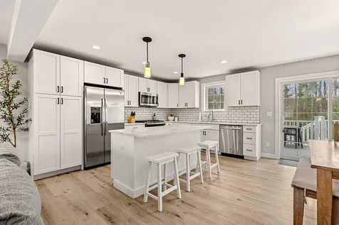 50 Huntington Way Kittery ME 03904