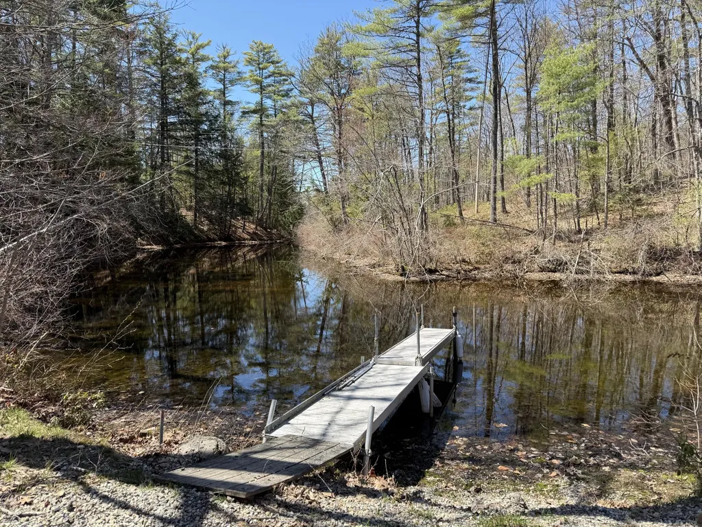 5 Village Circle Shapleigh ME 04076