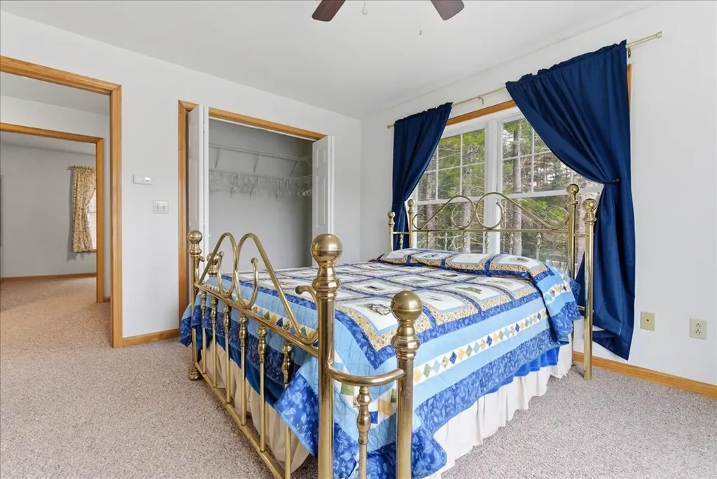 18 Beaver Pond Road Brunswick ME 04011