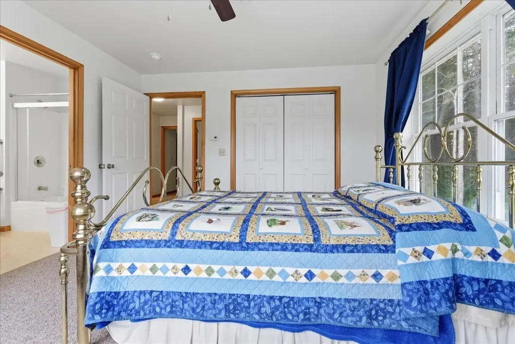 18 Beaver Pond Road Brunswick ME 04011