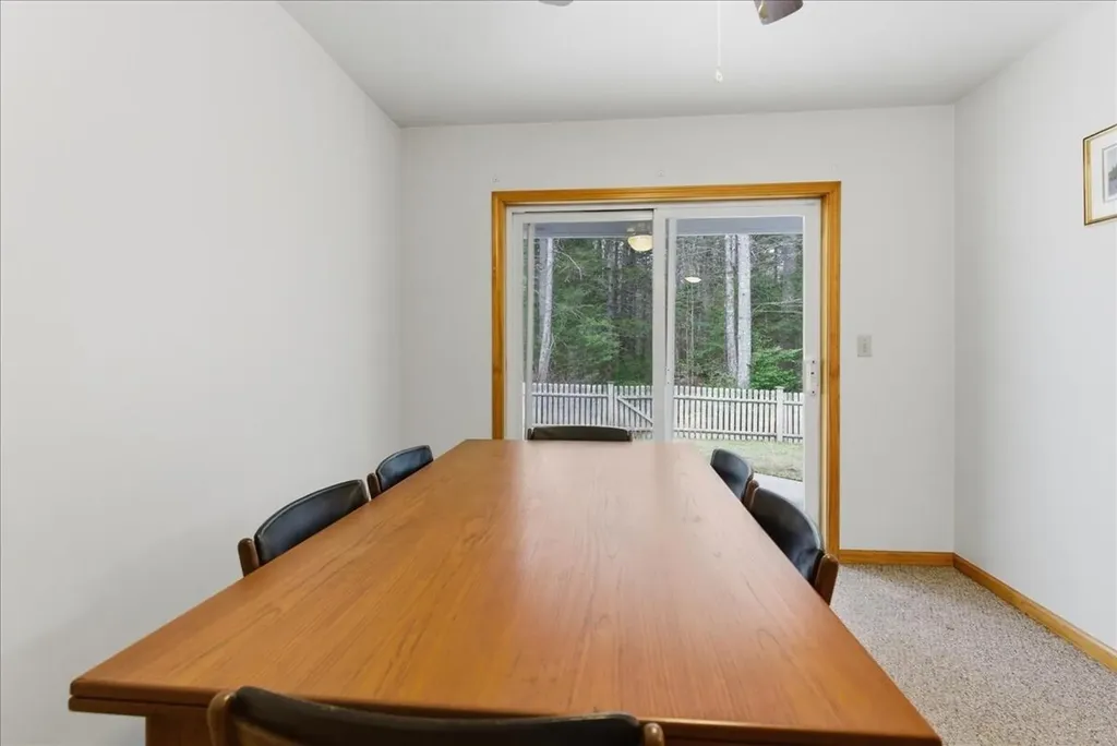 18 Beaver Pond Road Brunswick ME 04011