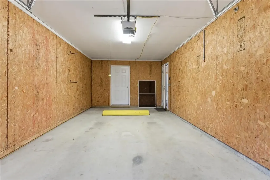 18 Beaver Pond Road Brunswick ME 04011