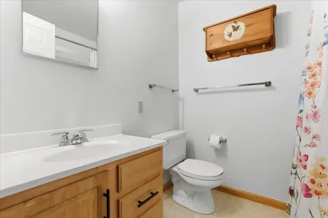 18 Beaver Pond Road Brunswick ME 04011