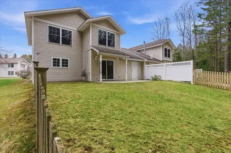 18 Beaver Pond Road Brunswick ME 04011