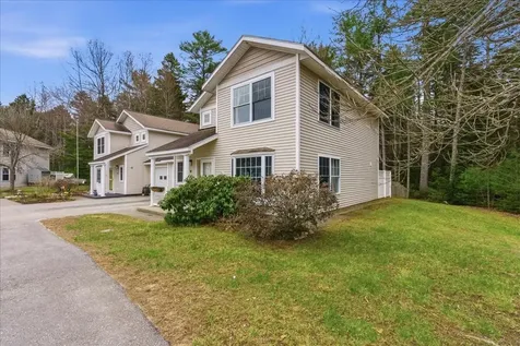 18 Beaver Pond Road Brunswick ME 04011