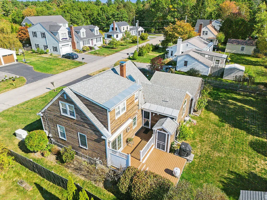 3 Chester Avenue Falmouth ME 04105