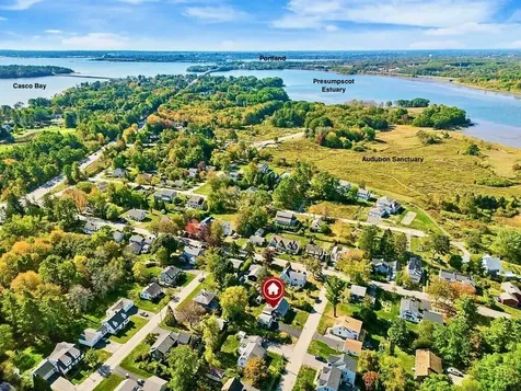 3 Chester Avenue Falmouth ME 04105
