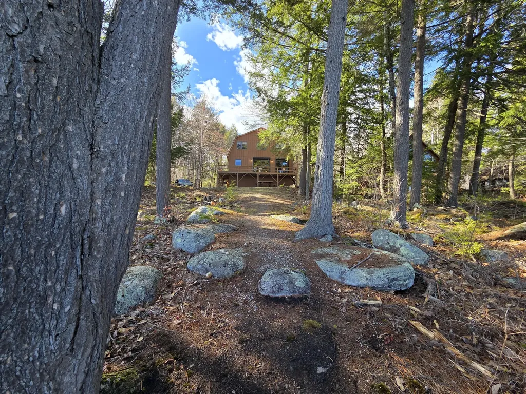 16 S Fawn Point Estates Rome ME 04963