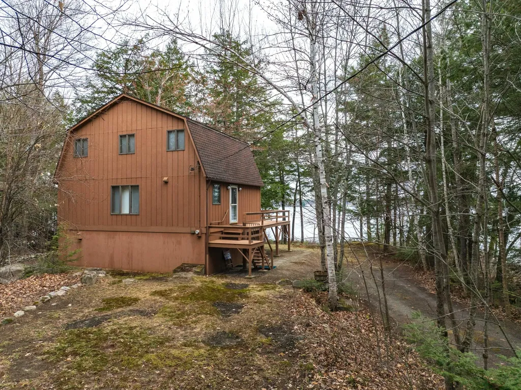 16 S Fawn Point Estates Rome ME 04963