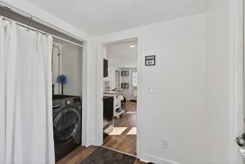 13 Highland Avenue Cumberland ME 04021