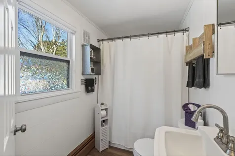 13 Highland Avenue Cumberland ME 04021