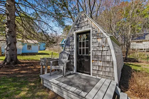 13 Highland Avenue Cumberland ME 04021