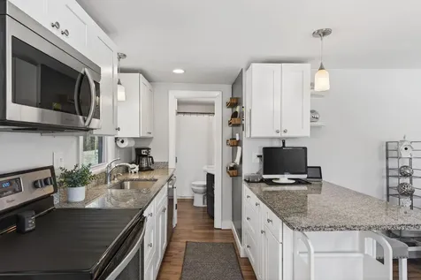 13 Highland Avenue Cumberland ME 04021