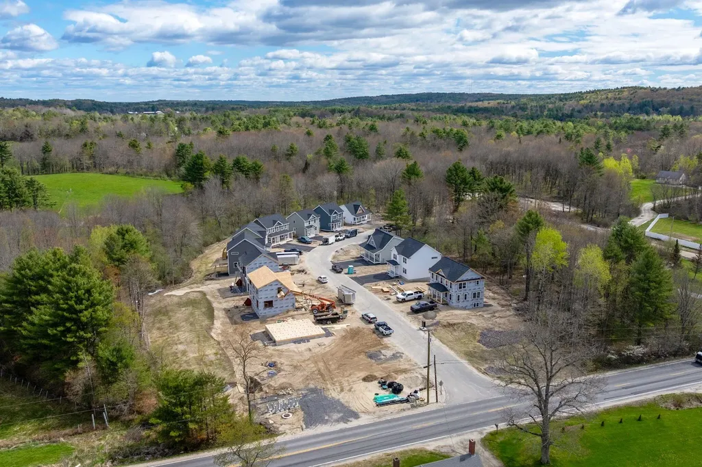 9 Shepherd Lane Windham ME 04062