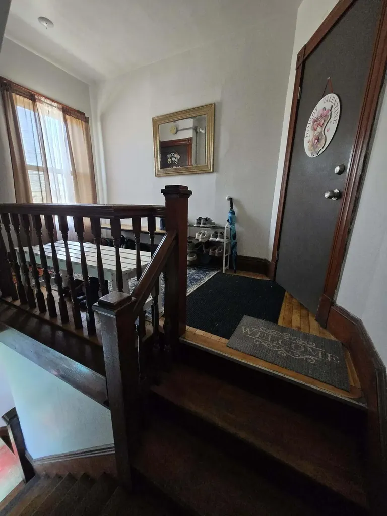 239 East Avenue Lewiston ME 04240