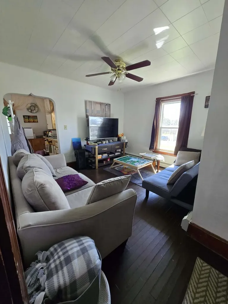 239 East Avenue Lewiston ME 04240