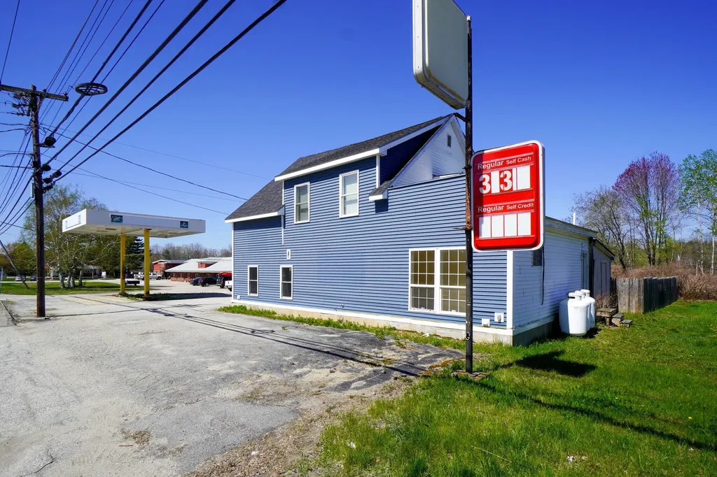 539 Washington Street N Auburn ME 04210