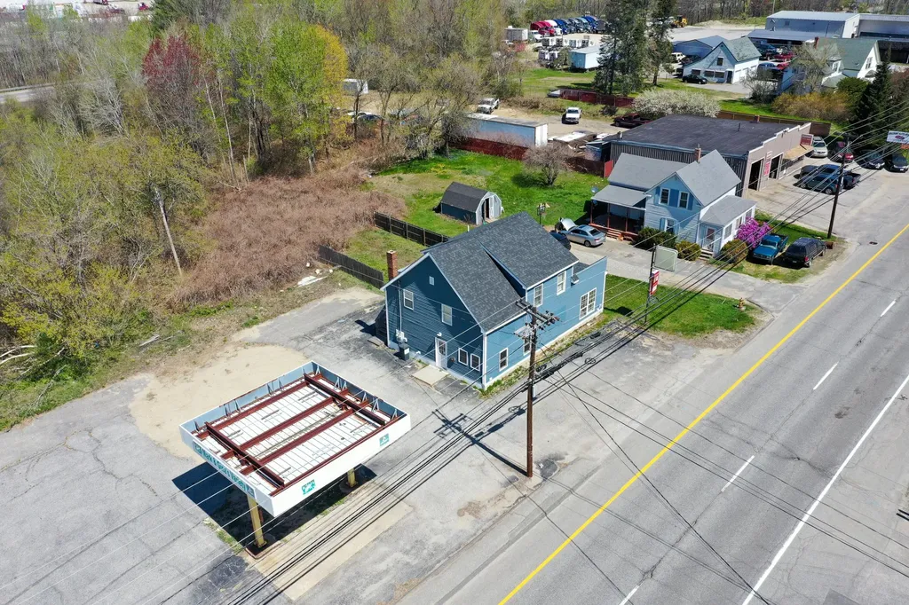 539 Washington Street N Auburn ME 04210