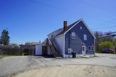 539 Washington Street N Auburn ME 04210