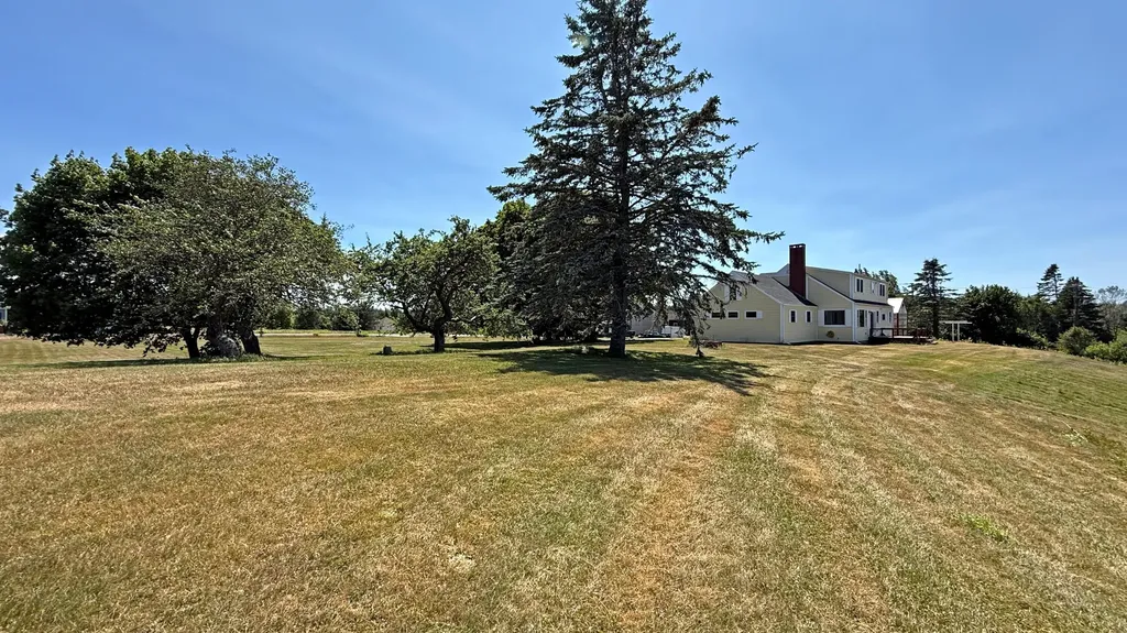 253 County Road Lubec ME 04652