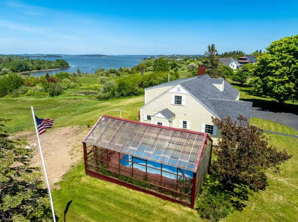 253 County Road Lubec ME 04652