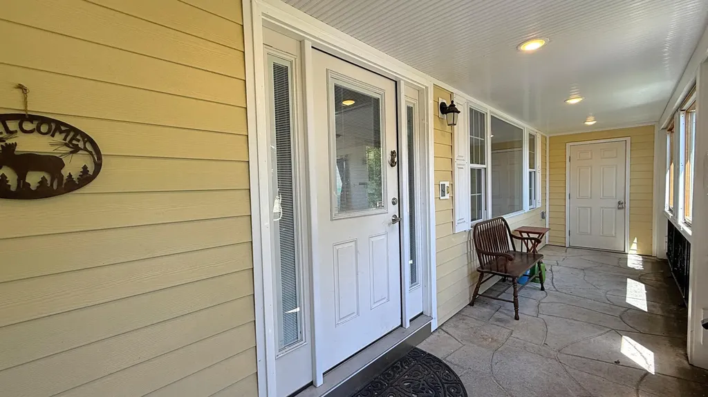 253 County Road Lubec ME 04652