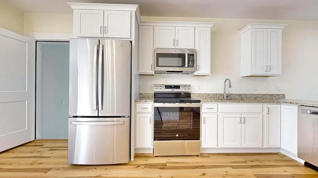 16 Viking Lane Westbrook ME 04092