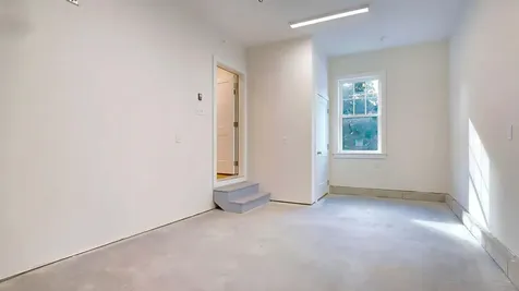 16 Viking Lane Westbrook ME 04092