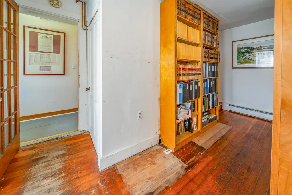 13 Wood Street Camden ME 04843