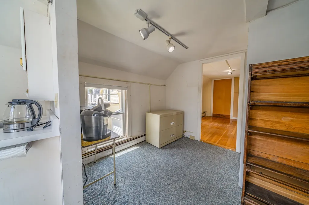 13 Wood Street Camden ME 04843