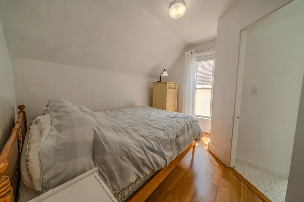 13 Wood Street Camden ME 04843