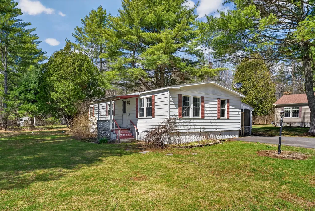 46 Monarch Drive Augusta ME 04330