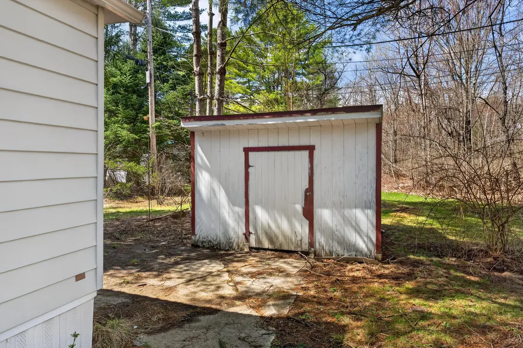 46 Monarch Drive Augusta ME 04330