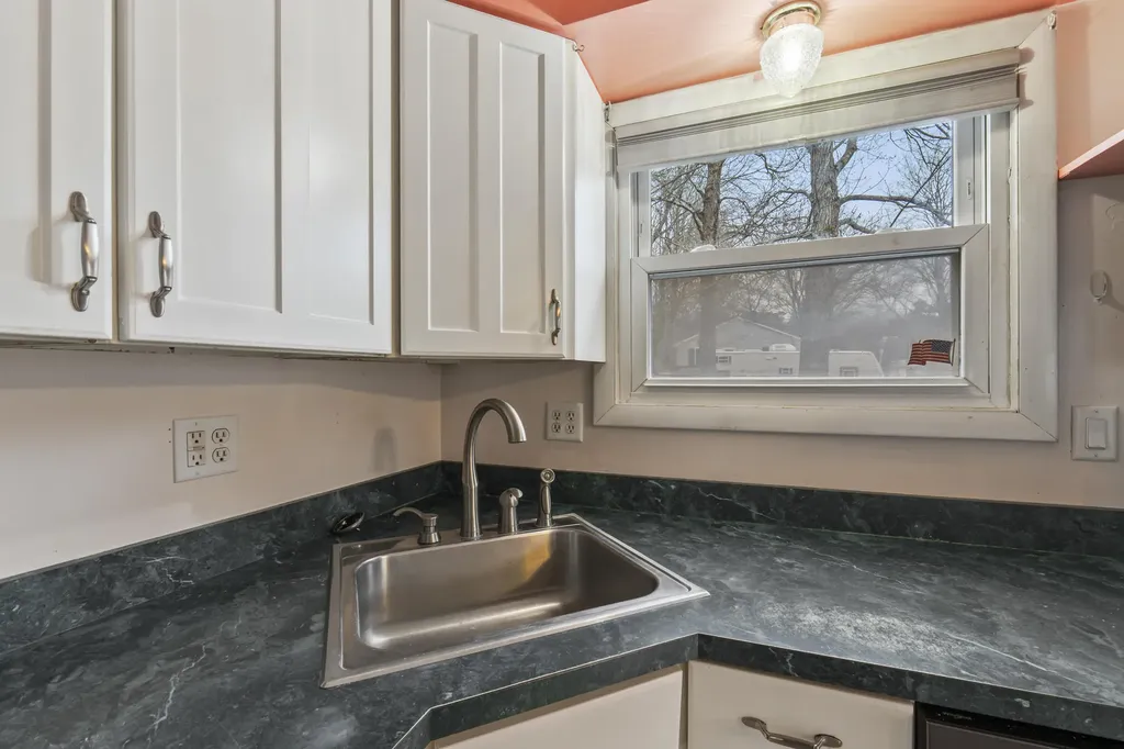 33 East Avenue Lisbon ME 04252