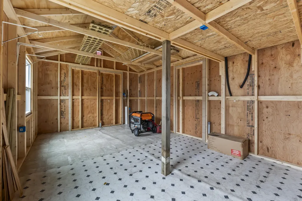 33 East Avenue Lisbon ME 04252