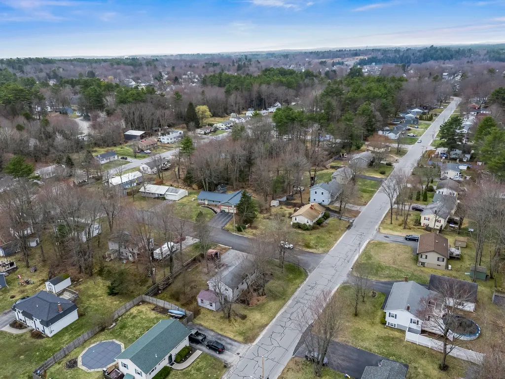 33 East Avenue Lisbon ME 04252