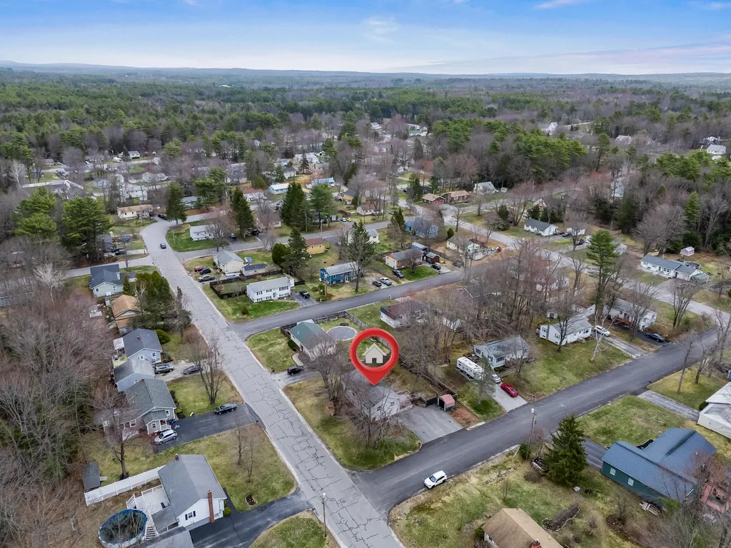 33 East Avenue Lisbon ME 04252